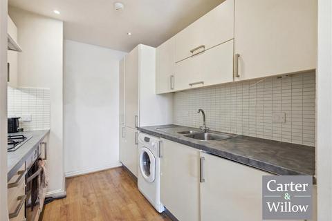 2 bedroom apartment for sale, Driberg Court, Dagenham, Essex