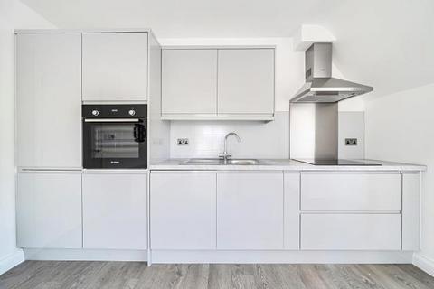 2 bedroom apartment for sale, Squirrel Lane, Winkfield, Windsor