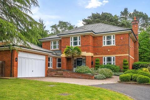 5 bedroom detached house for sale, Llanvair Close, Ascot, Berkshire
