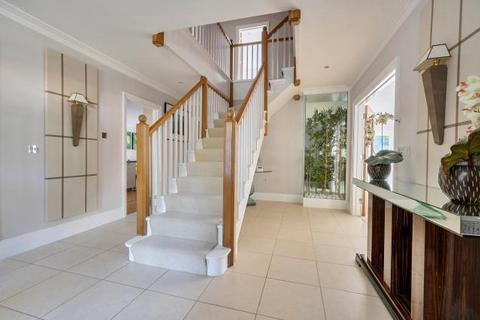 5 bedroom detached house for sale, Llanvair Close, Ascot, Berkshire