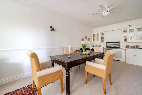 2 bedroom apartment for sale, Agincourt, Ascot