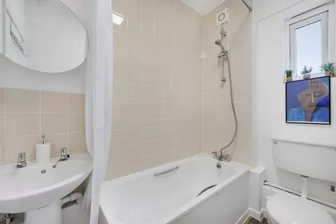 1 bedroom flat to rent - View 3