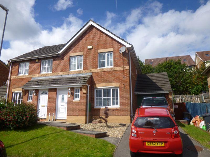 Rosemead, Cwmbran 3 bed semidetached house £179,950