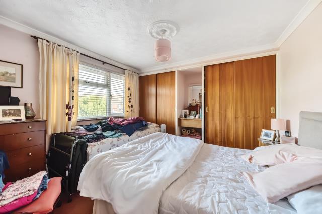 Kendall Crescent, Oxford - More