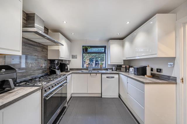 House in Oxford, Cutteslowe - View 2