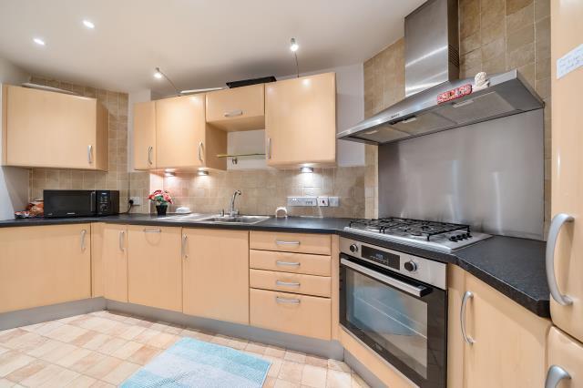Apartment in Oxford, North Oxford - View 2