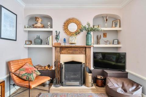4 bedroom semi-detached house for sale, Halliford Road, Sunbury-on-Thames, Surrey