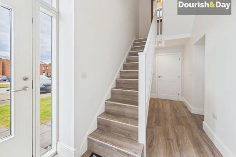 4 bedroom terraced house for sale, Chetwynd Court, Stafford ST17