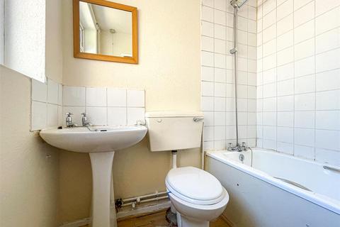 3 bedroom terraced house for sale, St. Leonards Road, Leicester