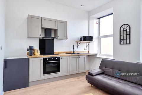 1 bedroom flat to rent, Tudor House, Brighouse, HD6