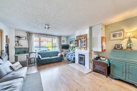 2 bedroom terraced house for sale, Oakdene, Chobham, Woking