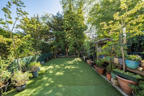 2 bedroom terraced house for sale, Oakdene, Chobham, Woking