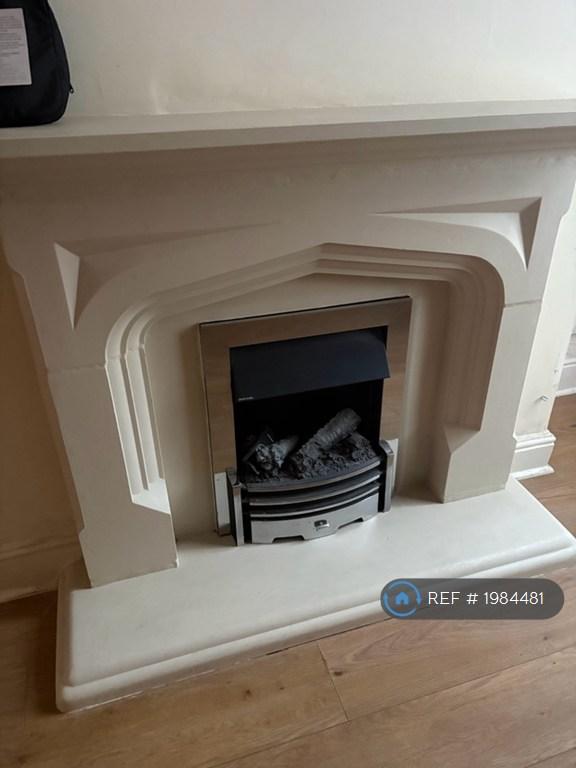 House in Sefton, Liverpool City Region - View 3