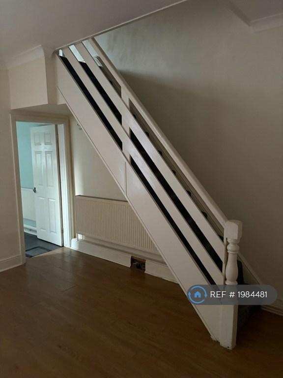 House in Sefton, Liverpool City Region - View 4