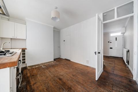 3 bedroom end of terrace house for sale, The Crofts, Witney