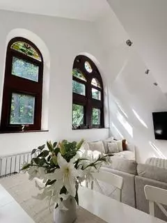 4 bedroom house for sale - View 3