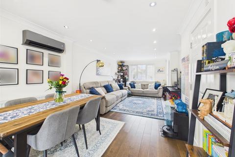 3 bedroom semi-detached house for sale, Greystoke Drive, Ruislip HA4