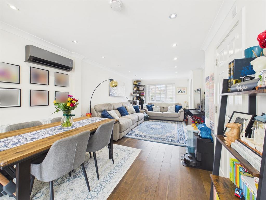 Open-plan living area, open plan living
