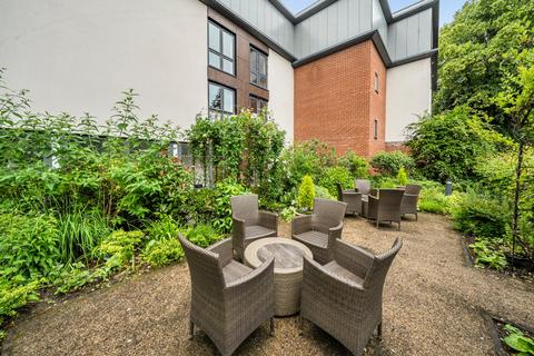 2 bedroom flat for sale, Hampton Lane, Solihull, West Midlands, B91