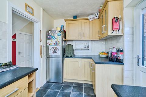 4 bedroom semi-detached house for sale, Helston Close, Walsall, West Midlands, WS5