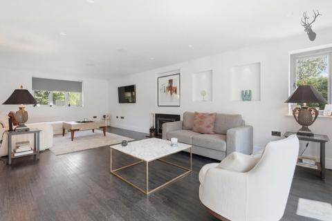 4 bedroom detached house for sale, Brentwood Road, Marden Ash, CM5