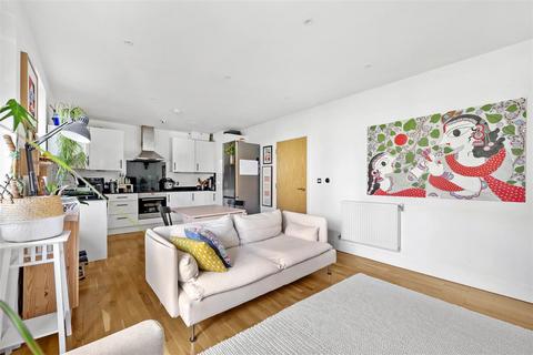 2 bedroom apartment for sale, Sycamore Place, Chigwell