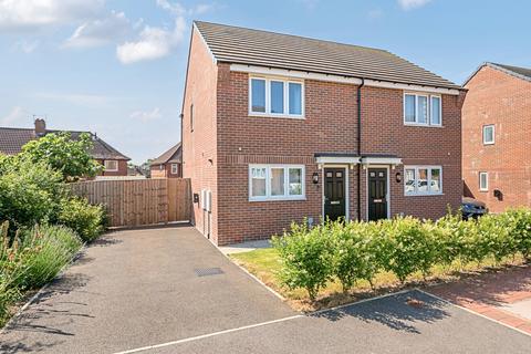 2 bedroom semi-detached house for sale, Brooklands Garth, Seacroft, Leeds, LS14