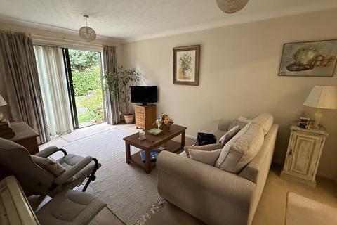 1 bedroom ground floor flat for sale, 9 Havenfield, Arbury Road, Cambridge, Cambridgeshire CB4 2JY