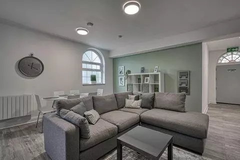 1 bedroom in a house share to rent – pohled 3