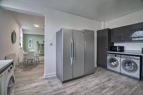 1 bedroom in a house share to rent – pohled 5