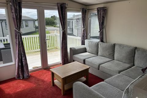 2 bedroom holiday lodge for sale, Hendra Croft, Goonhaven TR8