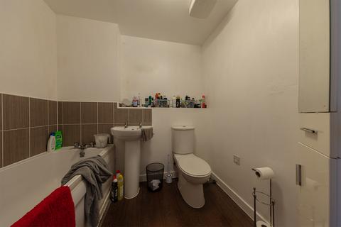 2 bedroom flat for sale, Water Reed Grove, Walsall WS2