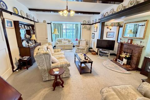 3 bedroom detached house for sale, Abbey Road, Rhos On Sea, Colwyn Bay