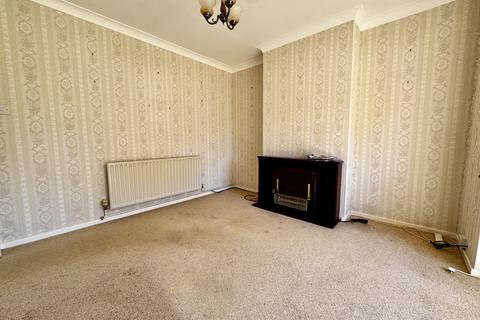 3 bedroom semi-detached house for sale, 37 Southlands Avenue Louth LN11 8EW