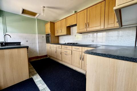 3 bedroom semi-detached house for sale, 37 Southlands Avenue Louth LN11 8EW