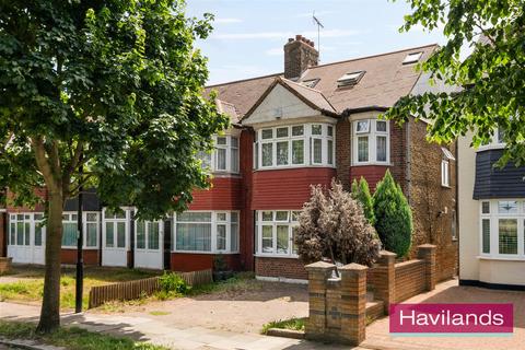 Barrowell Green, London