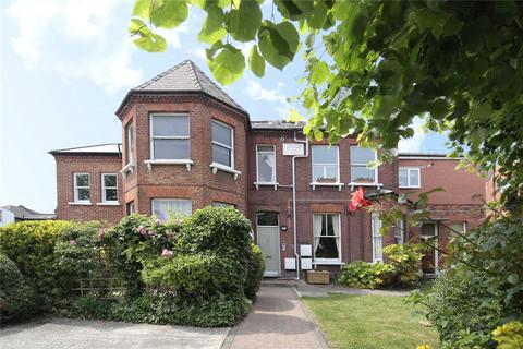 Studio for sale, Cavendish Road, London SW12