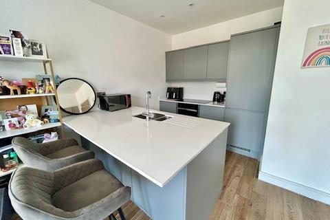 2 bedroom flat for sale, 129 Barlow Moor Road, Didsbury, M20