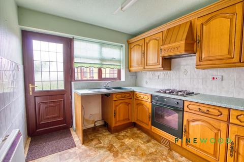 2 bedroom detached bungalow for sale, Crags View, Worksop S80