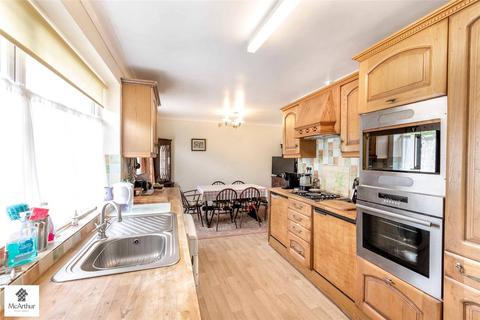 4 bedroom bungalow for sale, Gregory Crescent, Harworth & Bircotes, Doncaster, South Yorkshire, DN11