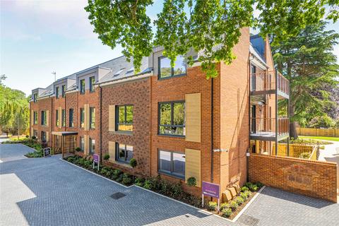 2 bedroom flat for sale, Shores Road, Surrey GU21