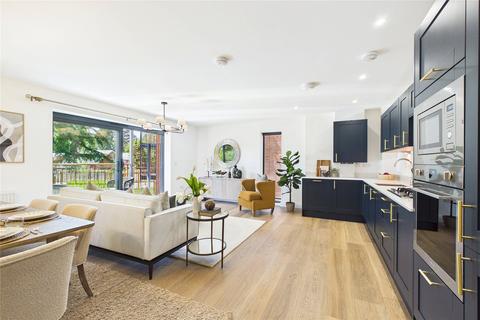 2 bedroom flat for sale, Shores Road, Surrey GU21
