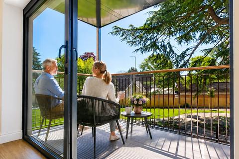 2 bedroom flat for sale, Shores Road, Surrey GU21