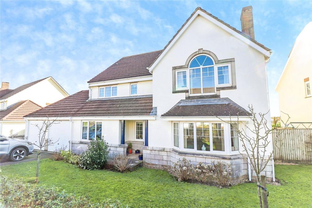 5 bedroom detached house to rent