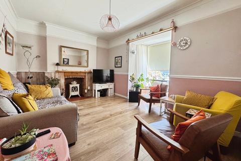 4 bedroom semi-detached house for sale, Hendrefoilan Road, Sketty, Swansea, West Glamorgan, SA2 9LS