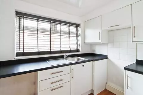 2 bedroom terraced house to rent – pohled 3