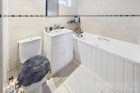 1 bedroom maisonette for sale, Ganymede Court, Crawley RH11