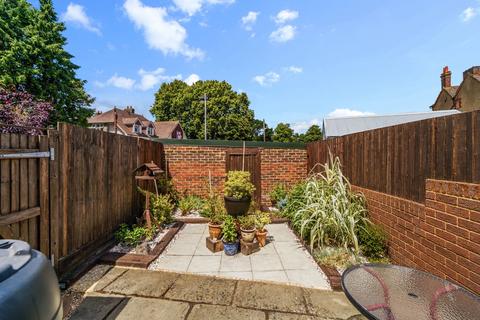 2 bedroom detached house for sale, Blackborough Road, Reigate RH2