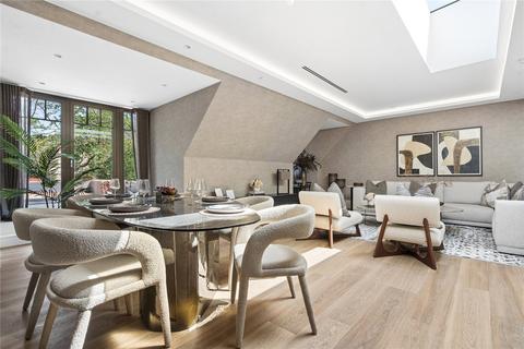 3 bedroom apartment for sale, Wildacre, The Woods, Northwood, Hertfordshire, HA6