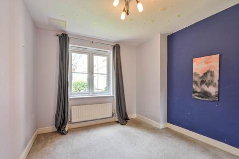 2 bedroom flat for sale, The Cloisters, Guildford, GU1